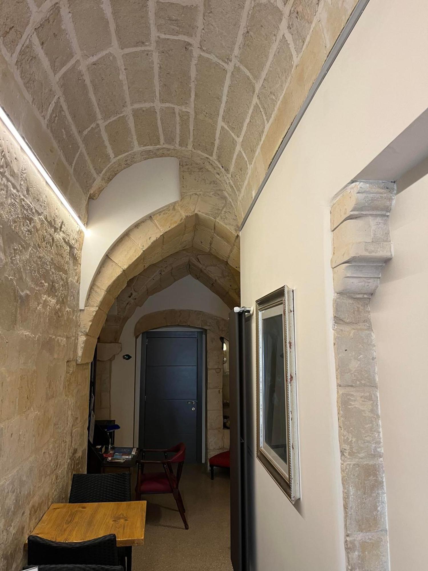 La Monaca Salentina Hotel Лече Екстериор снимка