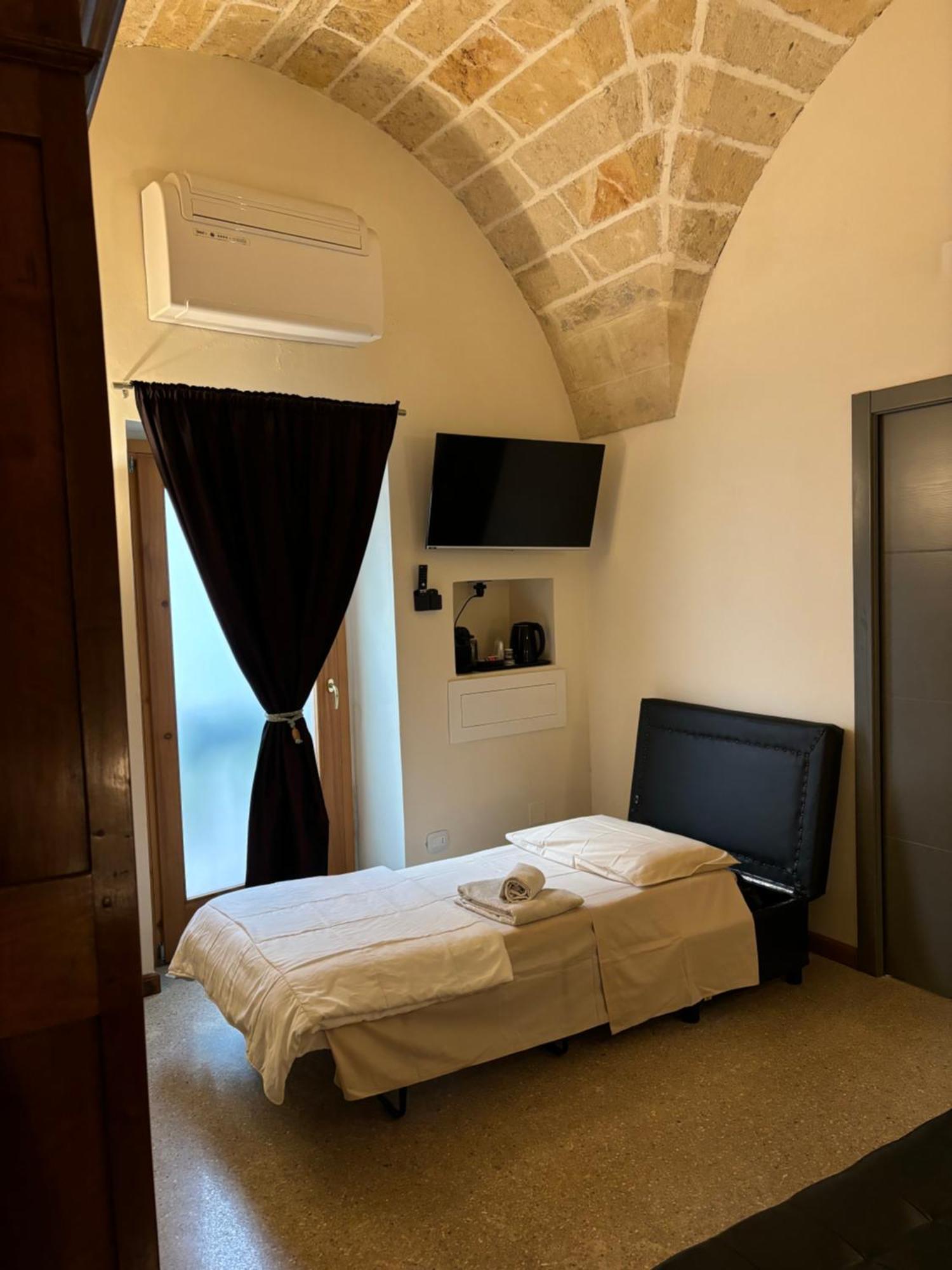 La Monaca Salentina Hotel Лече Екстериор снимка